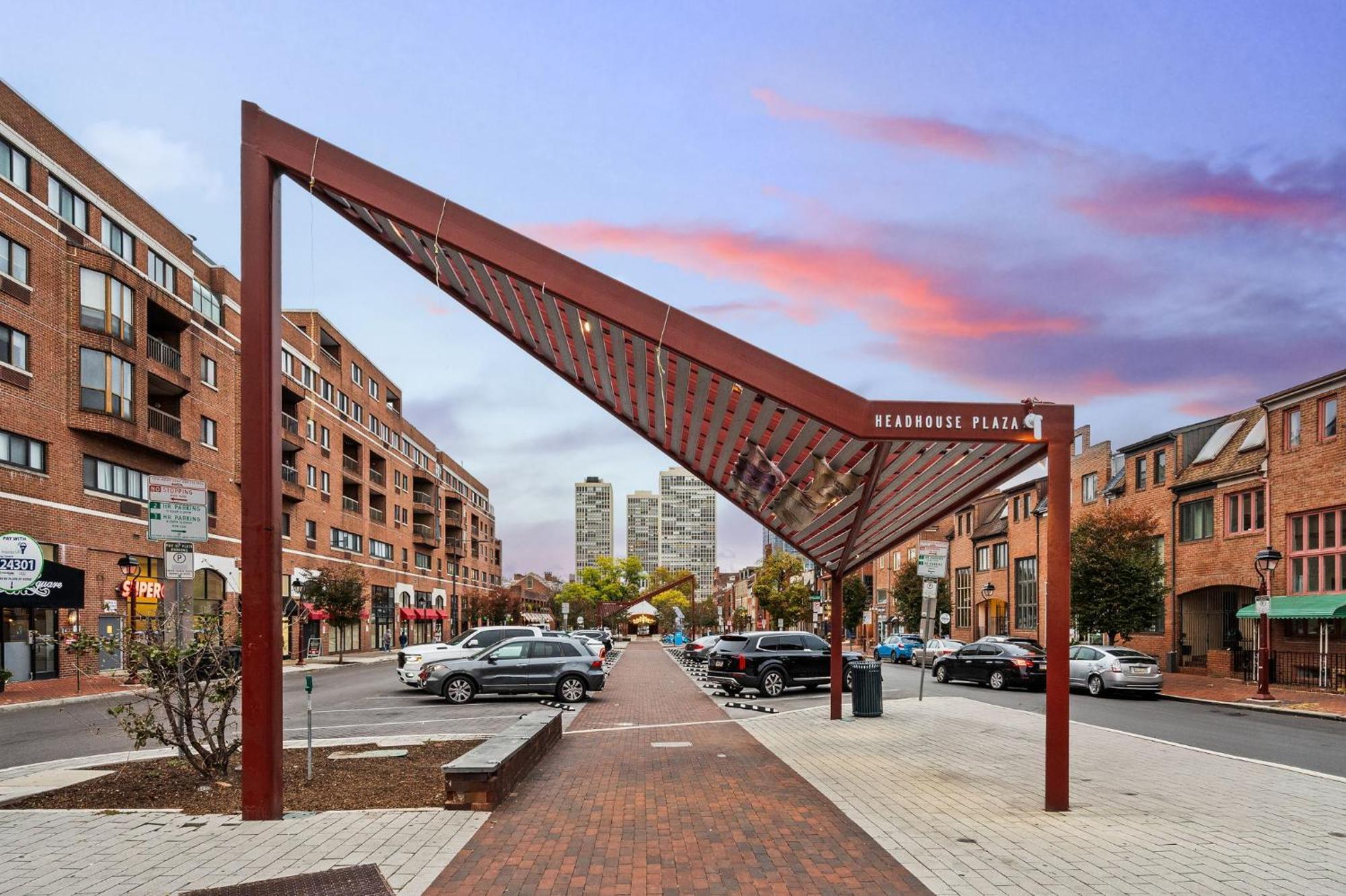 New! Spacious 3-Bedroom Apt In The Heart Of Philly Philadelphia Exterior photo